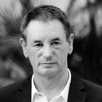 Les Robertson