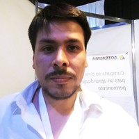 MAXIMILIANO VIÑAVAL