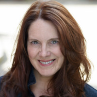 Louise Amos