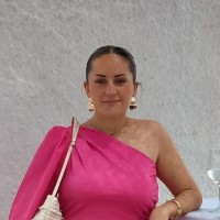 Sofia Reula ayuda