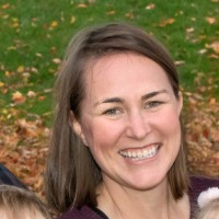 Lindsay J Davidson