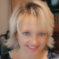 Lorri Lewis