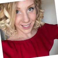 Hillary Van Der Wouden