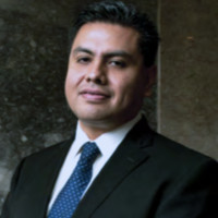 Dr. Carlos Alberto Domínguez Reyes