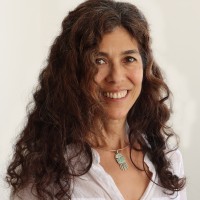 Patricia Elizabeth Guzmán (she/ella)