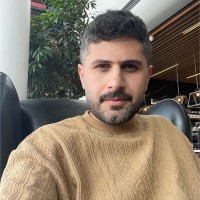 Mostafa Hosseinzadeh kakroudi