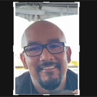 Carlos Reyes, Chst