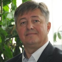 Zbigniew Jakubik