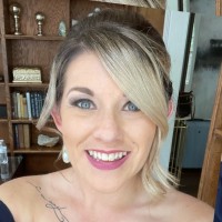 Lynzie Clark