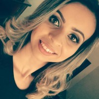 Elaine Souza