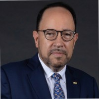 Bob Unanue (U-nan-way)