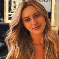 Júlia Aarão Chaves