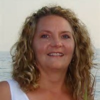 Laraine Mickelson