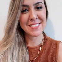 Ana Caroline De Souza