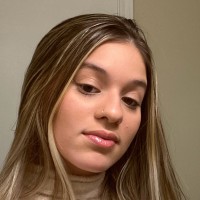 Laura Andrade