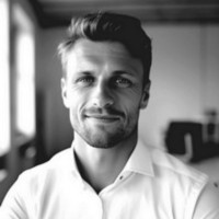 Lars Bergstrom