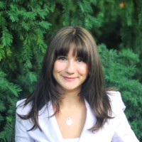 Nicole Bucur