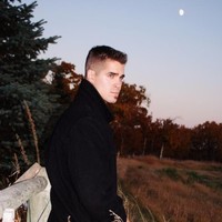 Aaron J Erickson