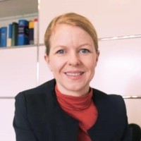 Dr. Verena-Maren P.