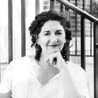 Nadia R. Watts