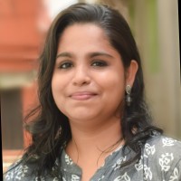Dr. Nissi L