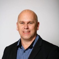 Graeme Leach
