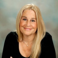 Linda Fairstone