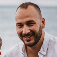 Brett Halliday