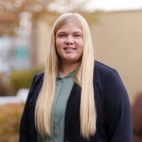 Claire Bakkestuen, Eit