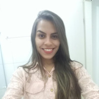 Julliana Flores