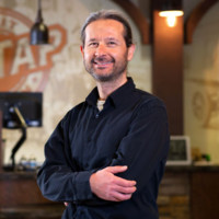 Ian Pertner