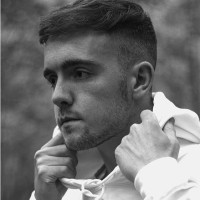 Tom Andrews