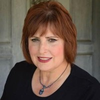 JULIE GIBBS