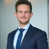 Dirk Gunnemann, Cfa