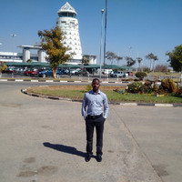 Ausbert Khunga