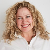 Catherine van der Oye