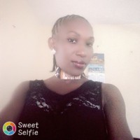 vivian Ochieng