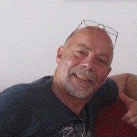 Robert Hughes