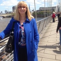 Gill Holmes