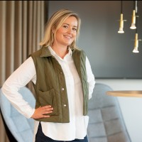 Julia Sjöstrand