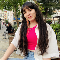 Ayşenur Ayhan