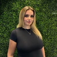 Ashleigh Earle