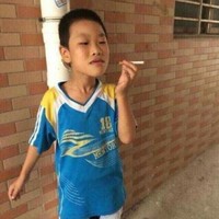 韦万隆
