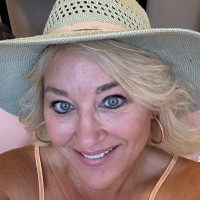 Angie Schmid
