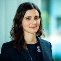 Irena Como