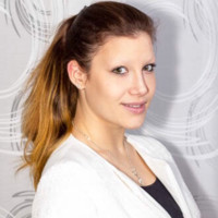 Laura Kölbl