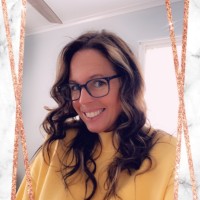 Teri James