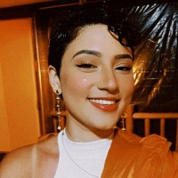 Victoria Nakamura Vanzelotti