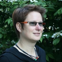 Sandra Treu