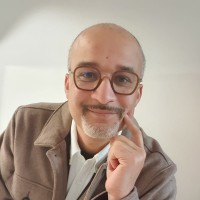 Olivier Telle